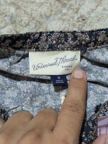 UNIVERSAL THREAD TOP FOR WOMEN
