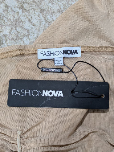FASHION NOVA CROP TOP FOR WOMEN
