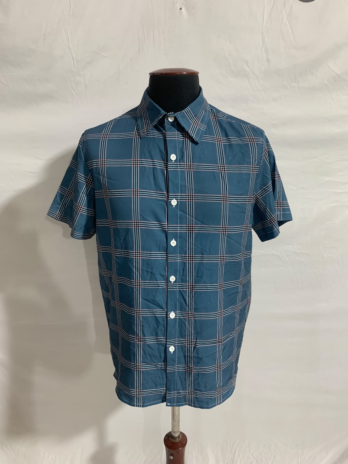 BUTTON DOWN SHIRT FOR MEN