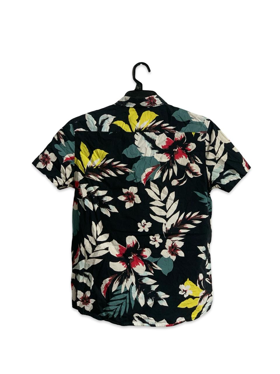 FOREVER 21 T-SHIRT FOR MEN