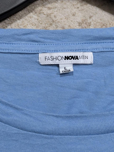 FASHION NOVA T-SHIRT FOR WOMEN