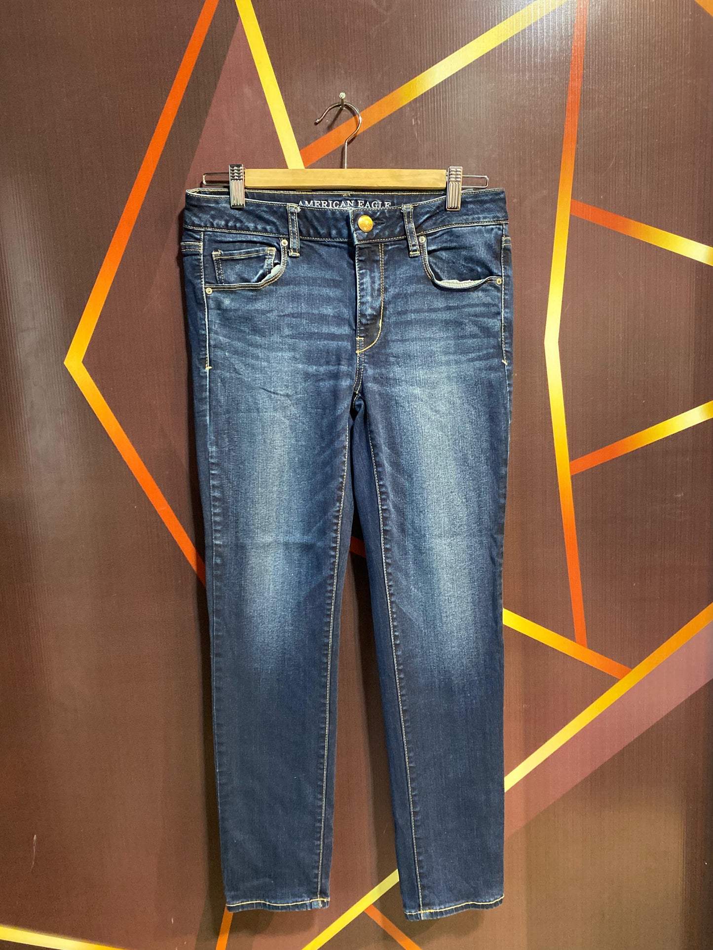 IMPORTED LADIES JEANS BY AMERICAN EAGLE