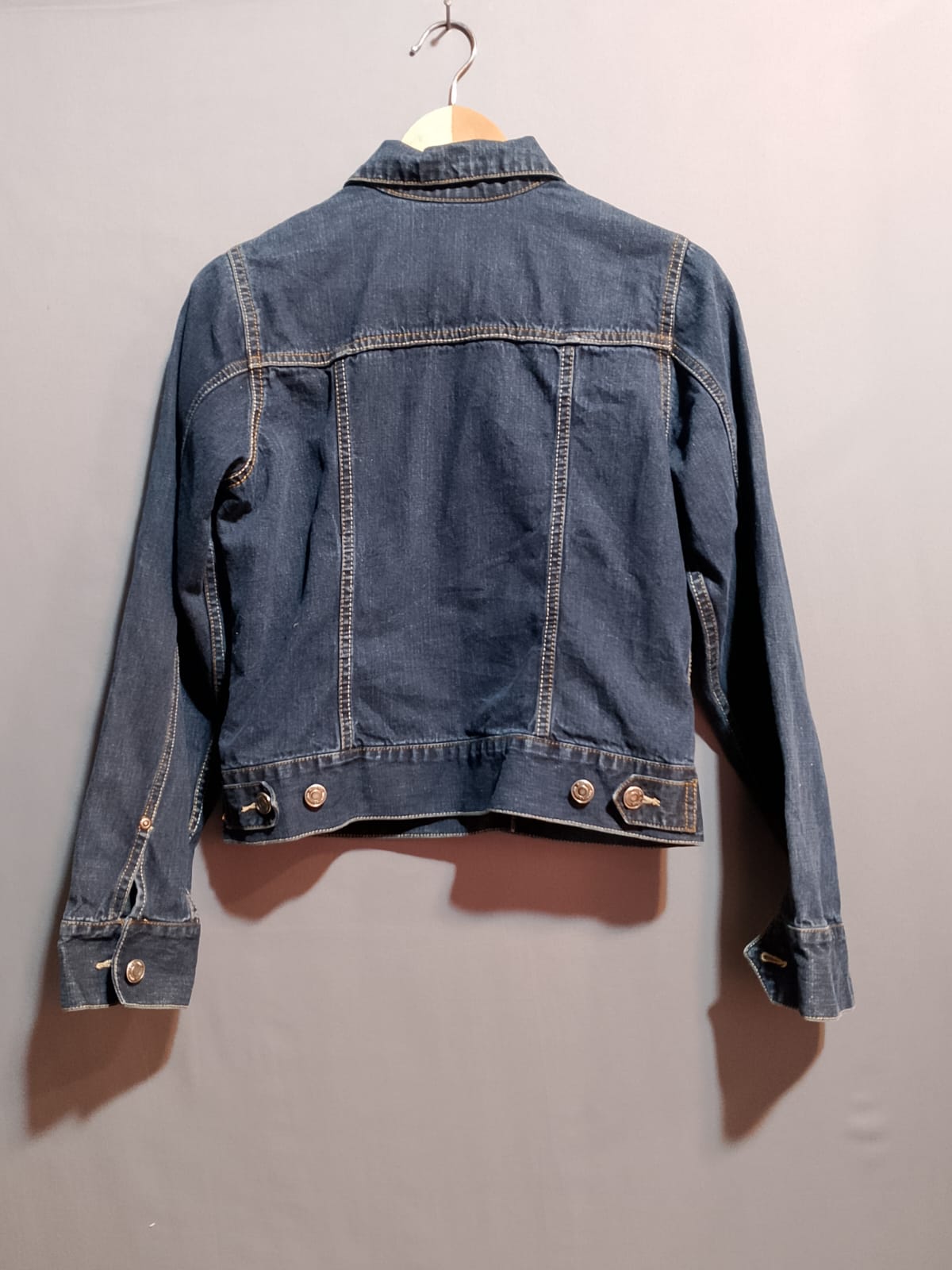 IMPORTED LADIES JACKET BY WILDO