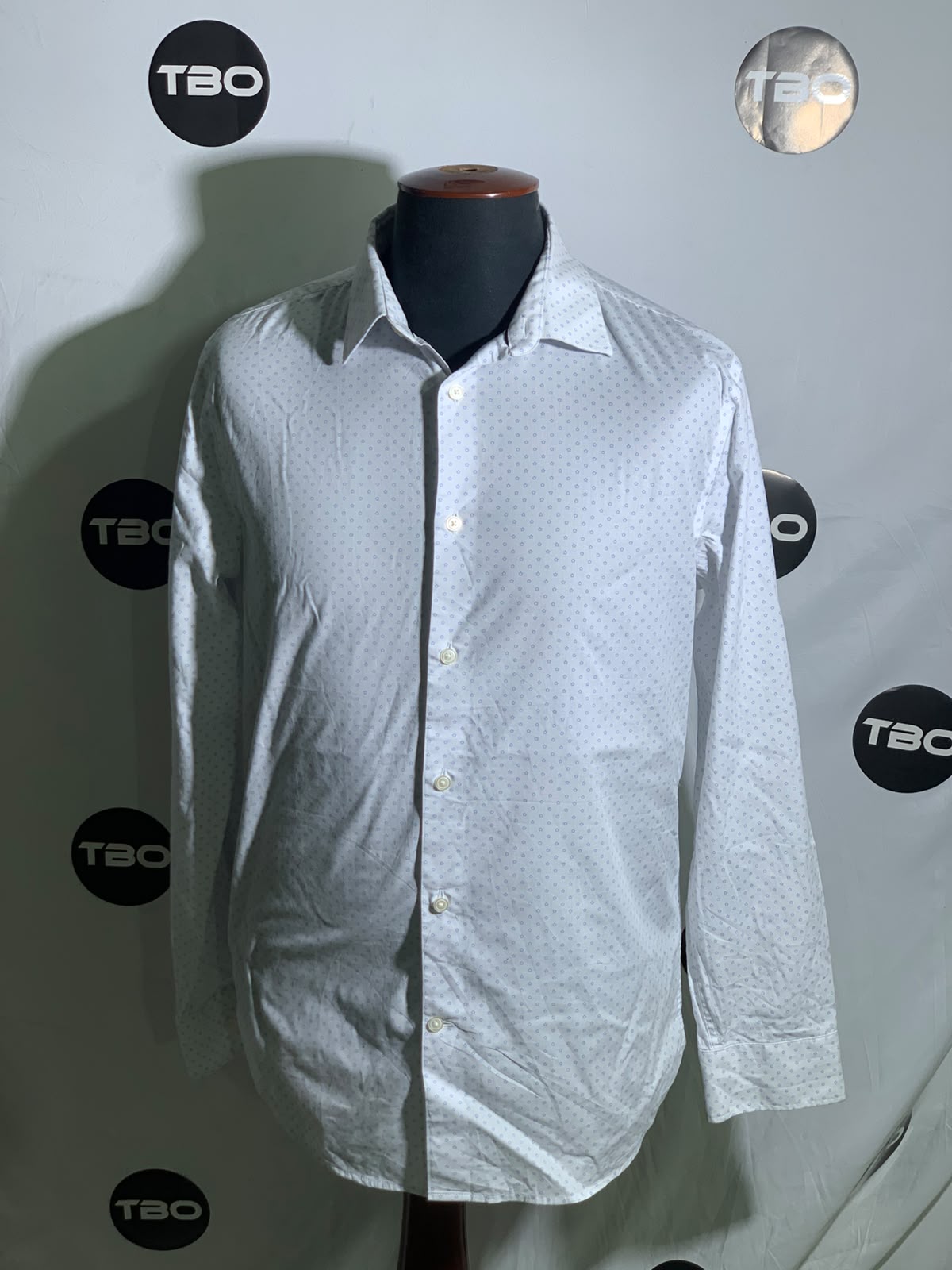 BANANA REPUBLIC BUTTON DOWN SHIRT FOR MEN