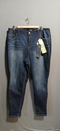 1822 ORIGNAL BRANDED LADIES JEANS