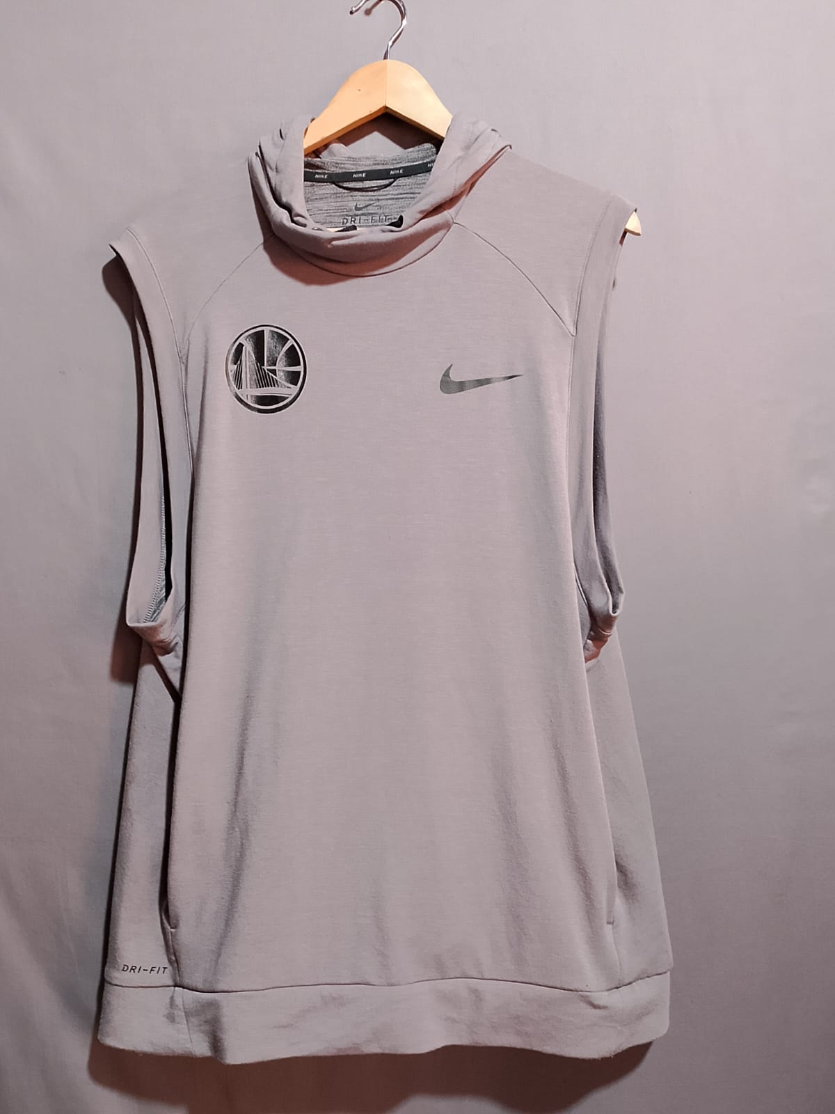 IMPORTED MEN SANDO BY NIKE