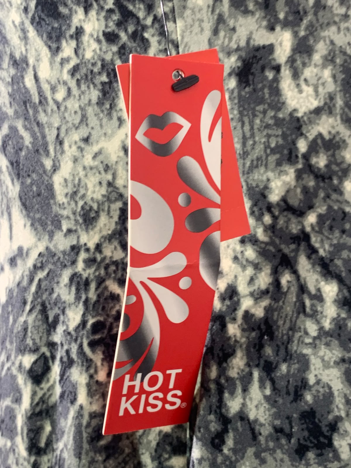 HOT KISS TOP FOR WOMEN