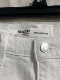 SIGNATURE GOLD BERMUDA SHORT FOR WOMEN