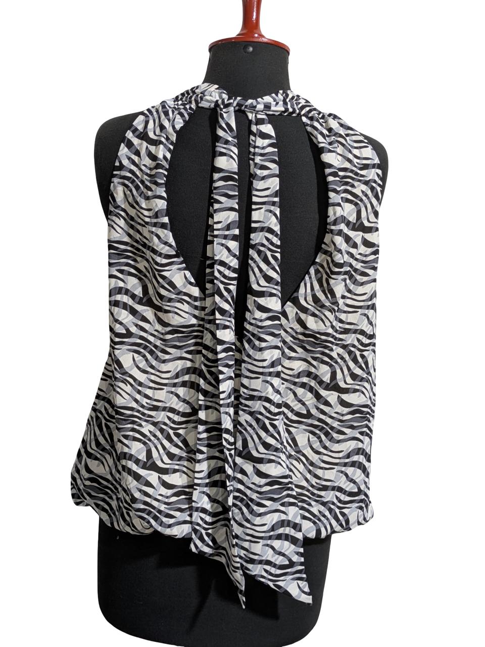 SENTIMENTAL TOP FOR WOMEN
