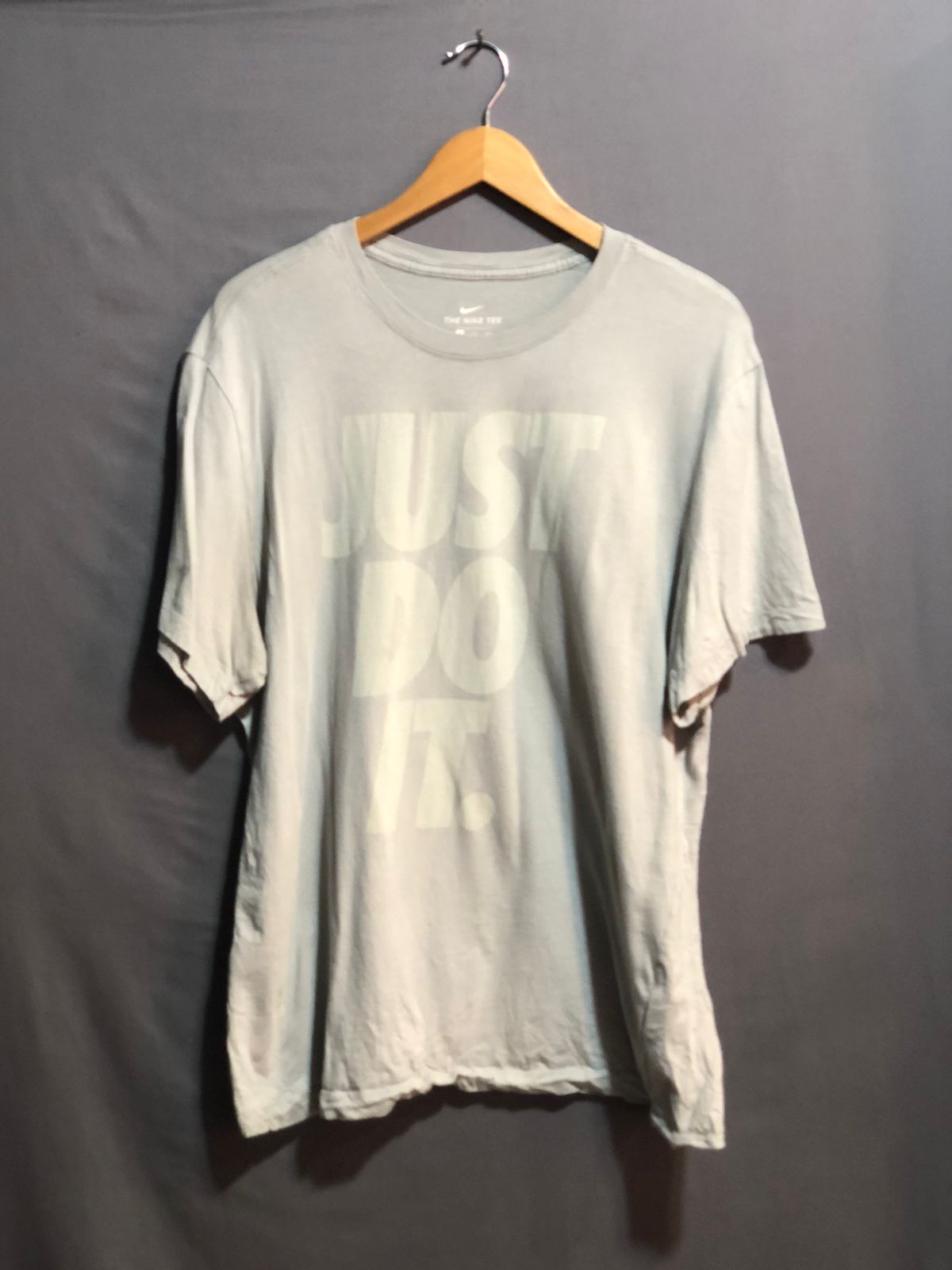 IMPORTED LADIES T-SHIRT BY NIKE