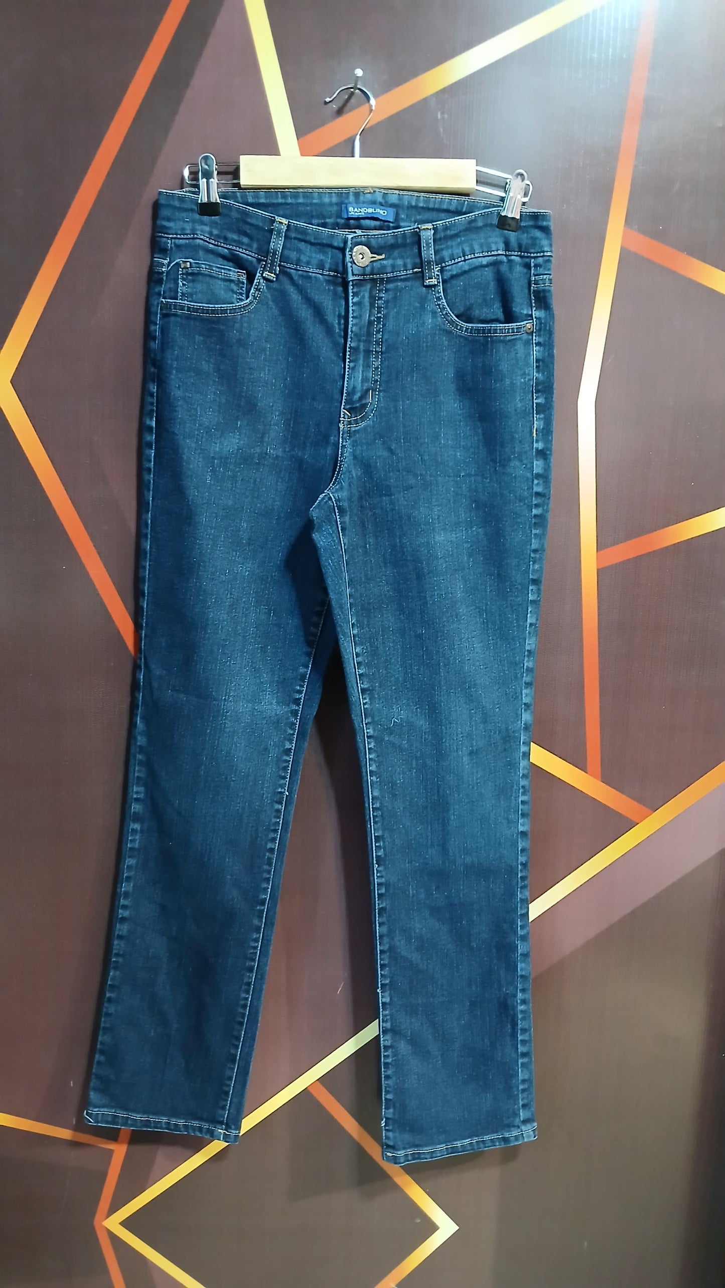 IMPORTED JEANS BY BANDOLIND