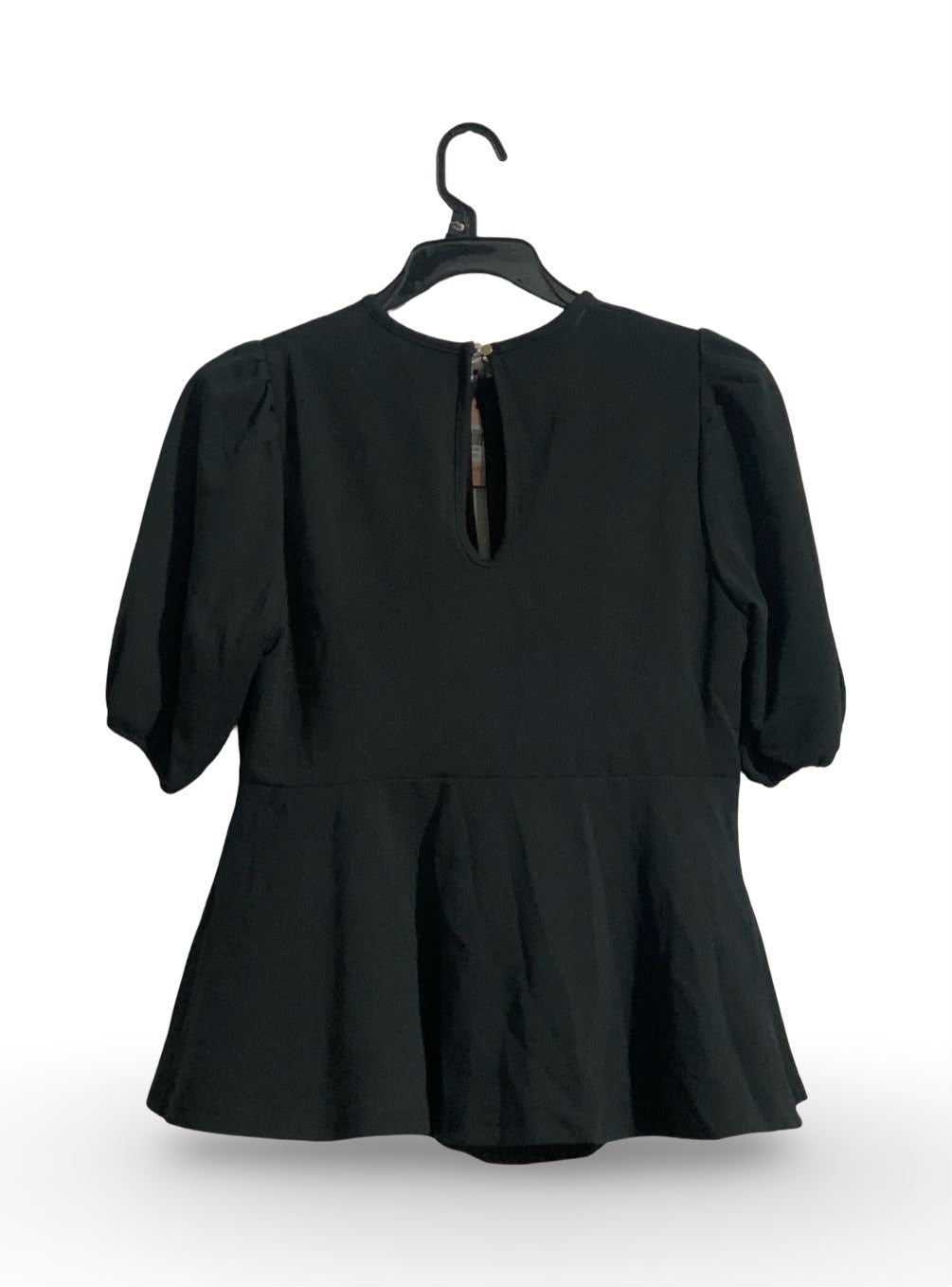 YOU AND ALL KEYHOLE TOP FOR WOMEN