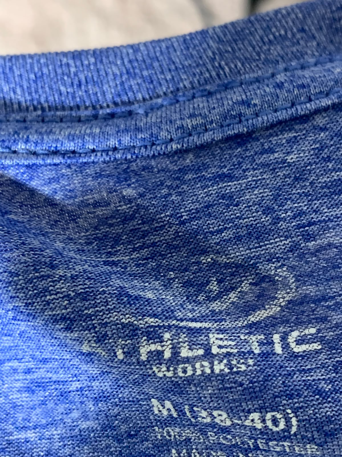 ATHLETIC T-SHIRT FOR MEN