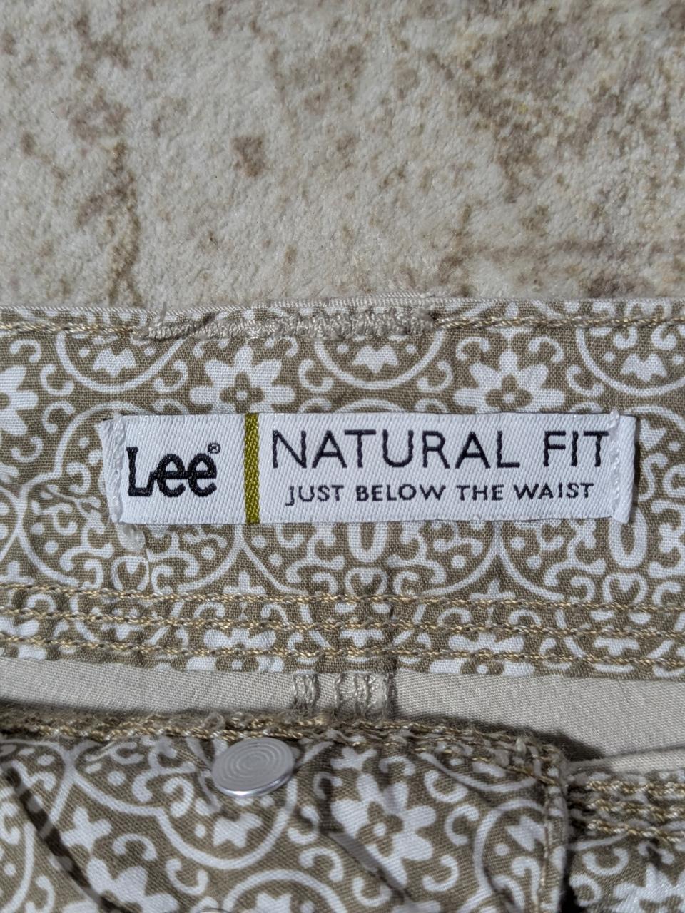 LEE NATURAL FIT SHORT FOR WOMEN