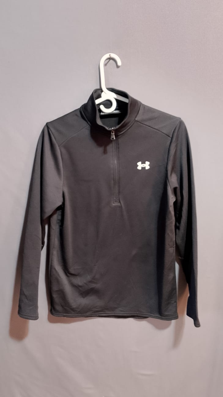 IMPORTED MEN HALF ZIPPER BY UNDER ARMOUR