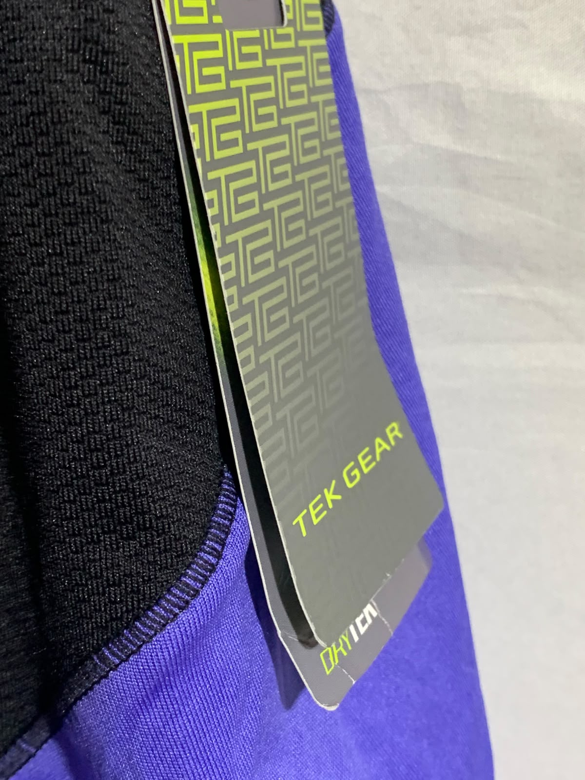 TEK GEAR T-SHIRT FOR WOMEN