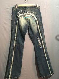 AKDMKS ORIGNAL BRANDED LADIES JEANS