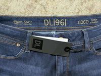 DLI961 STRAIGHT JEANS FOR WOMEN