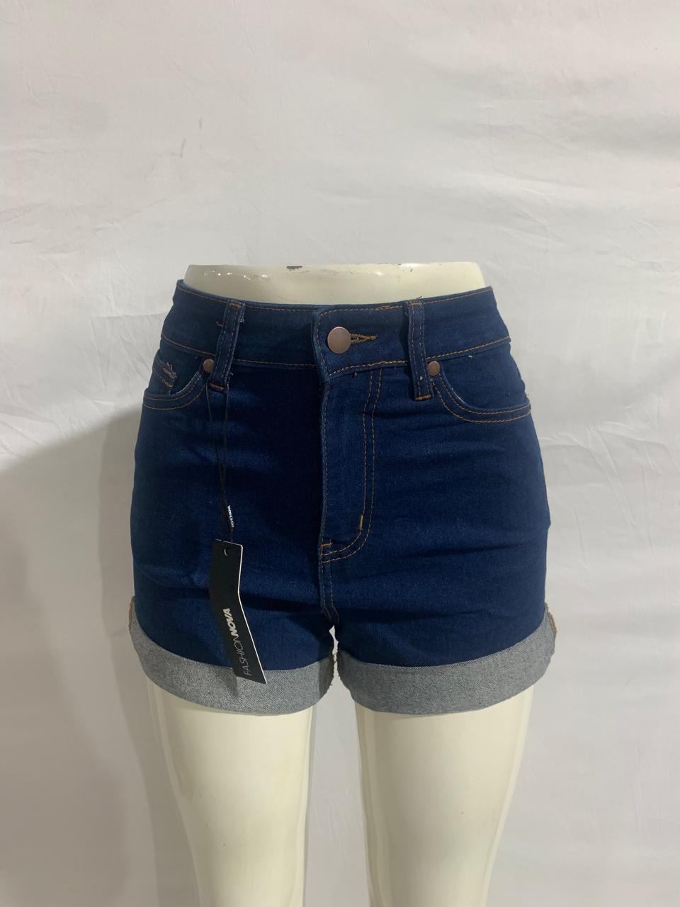 FASHION NOVA SHORT FOR WOMEN
