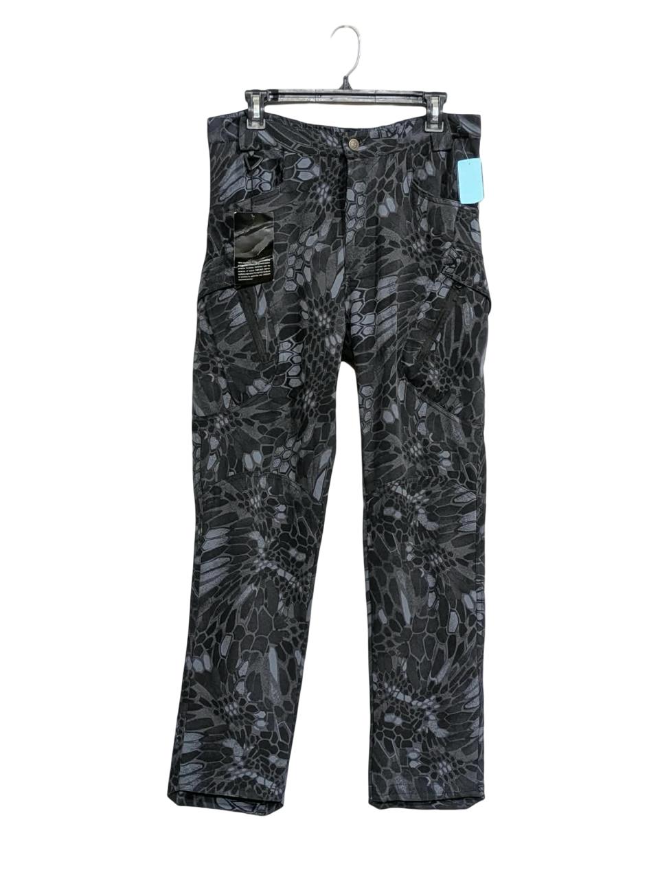 CAMO CARGO PANT FOR WOMEN
