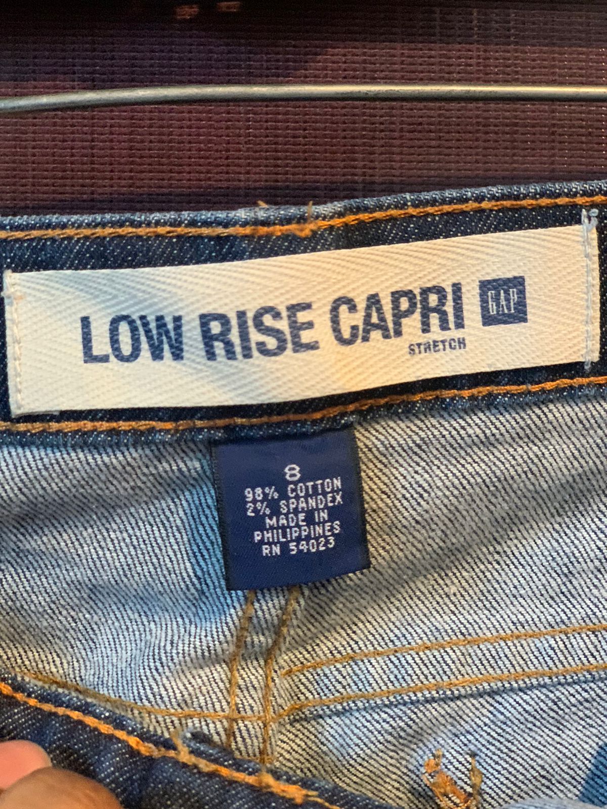 Low rise Capri Original branded jeans