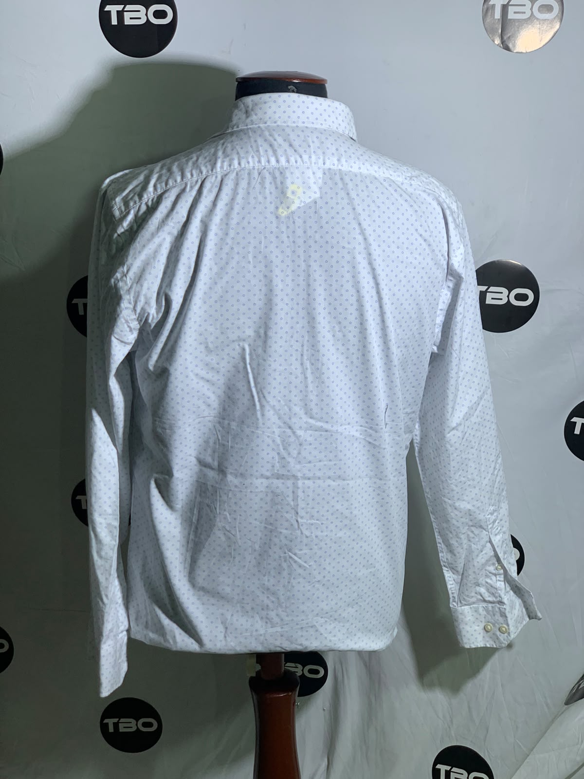 BANANA REPUBLIC BUTTON DOWN SHIRT FOR MEN
