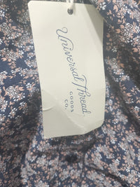 UNIVERSAL THREAD TOP FOR WOMEN