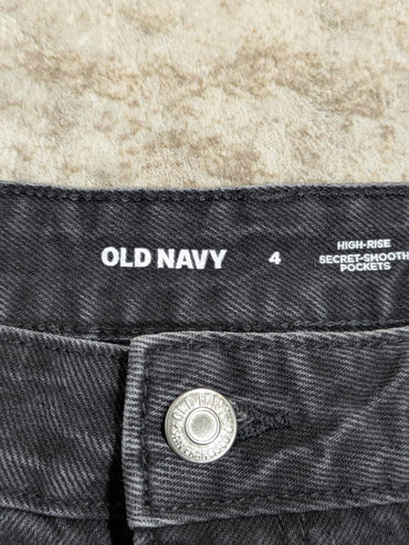 OLD NAVY SKIRT FOR MEN