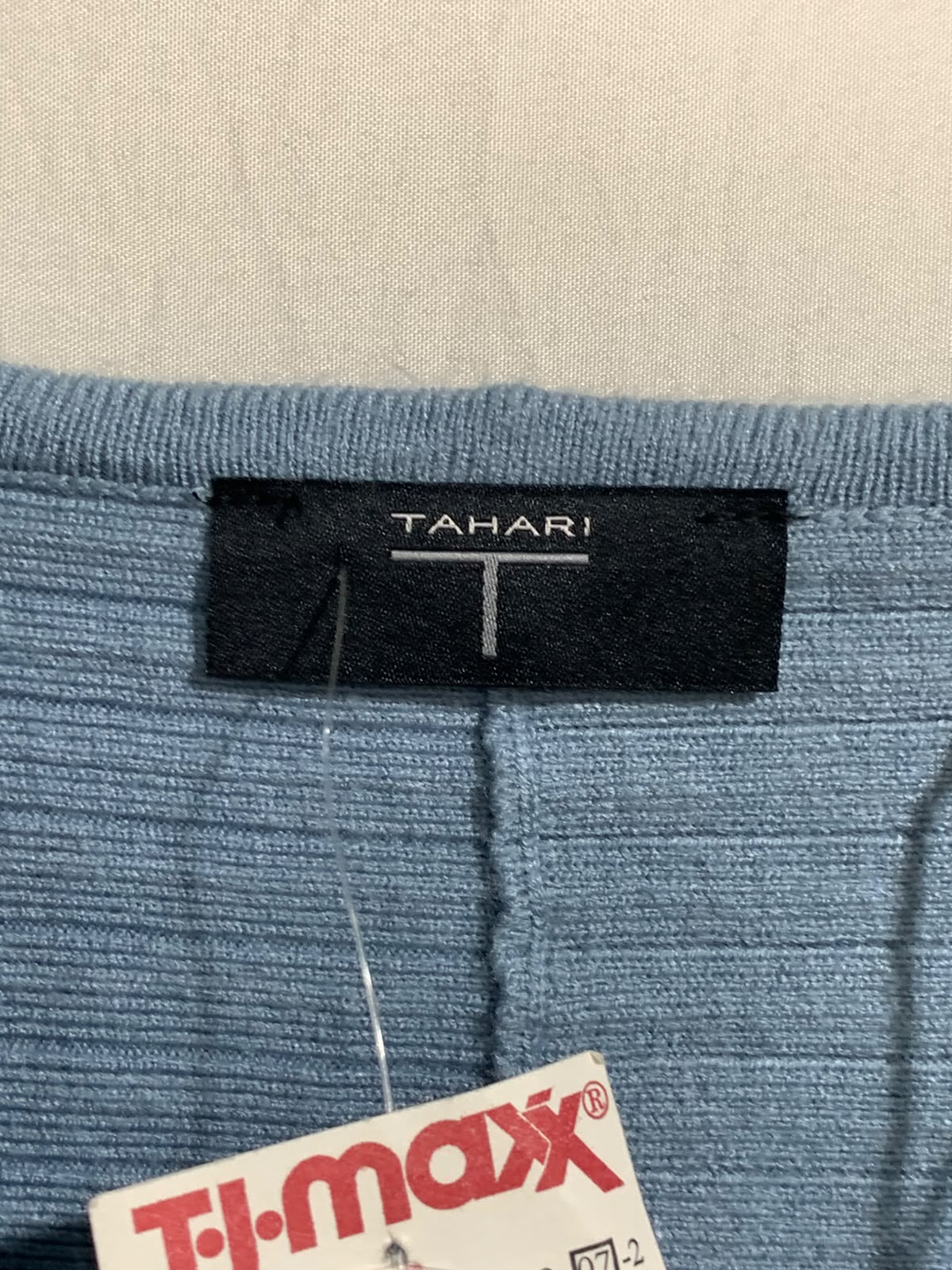 TAHARI SWEATER FOR WOMEN