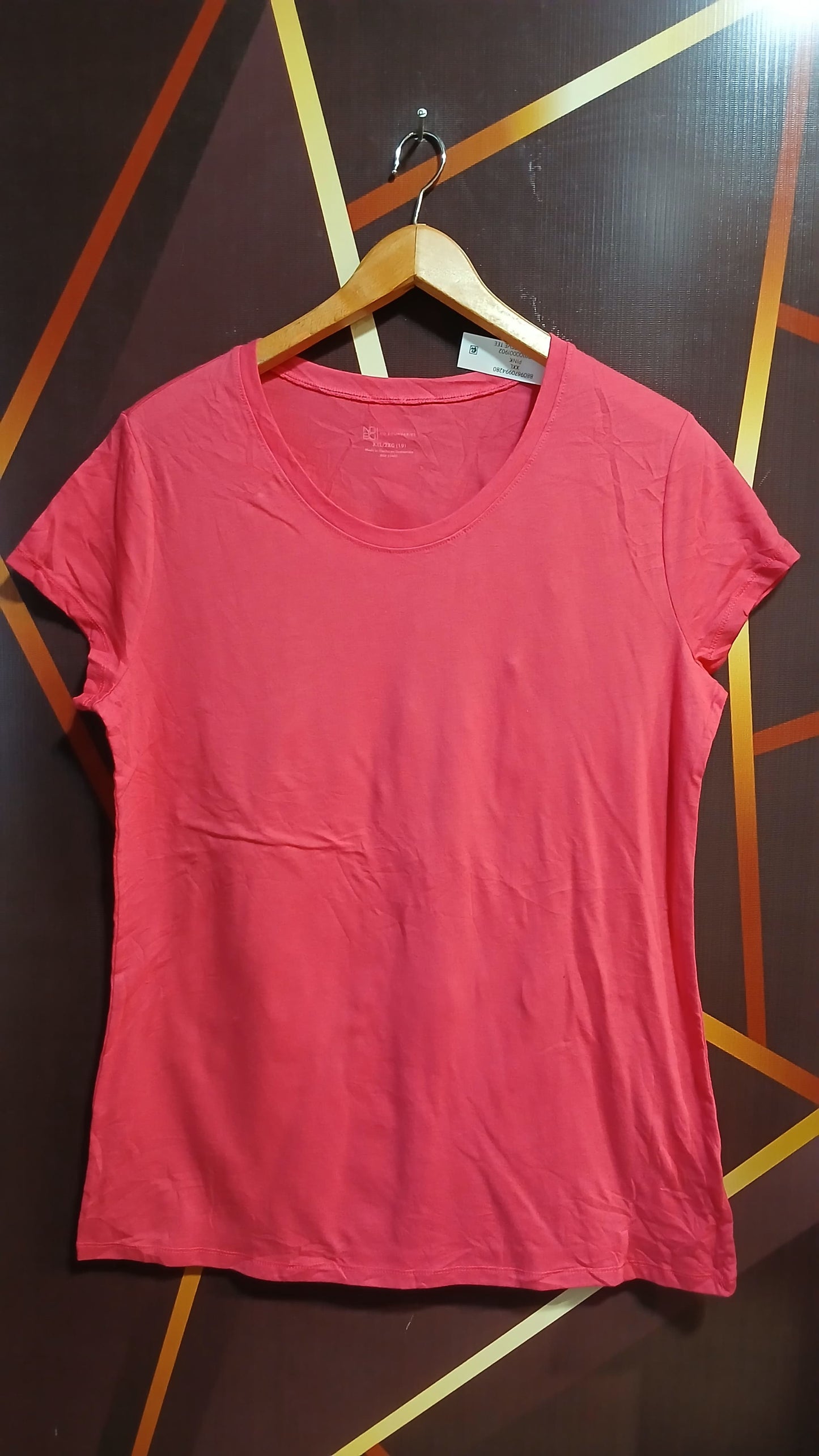 IMPORTED LADIES T-SHIRT BY NO BOUNDARIES