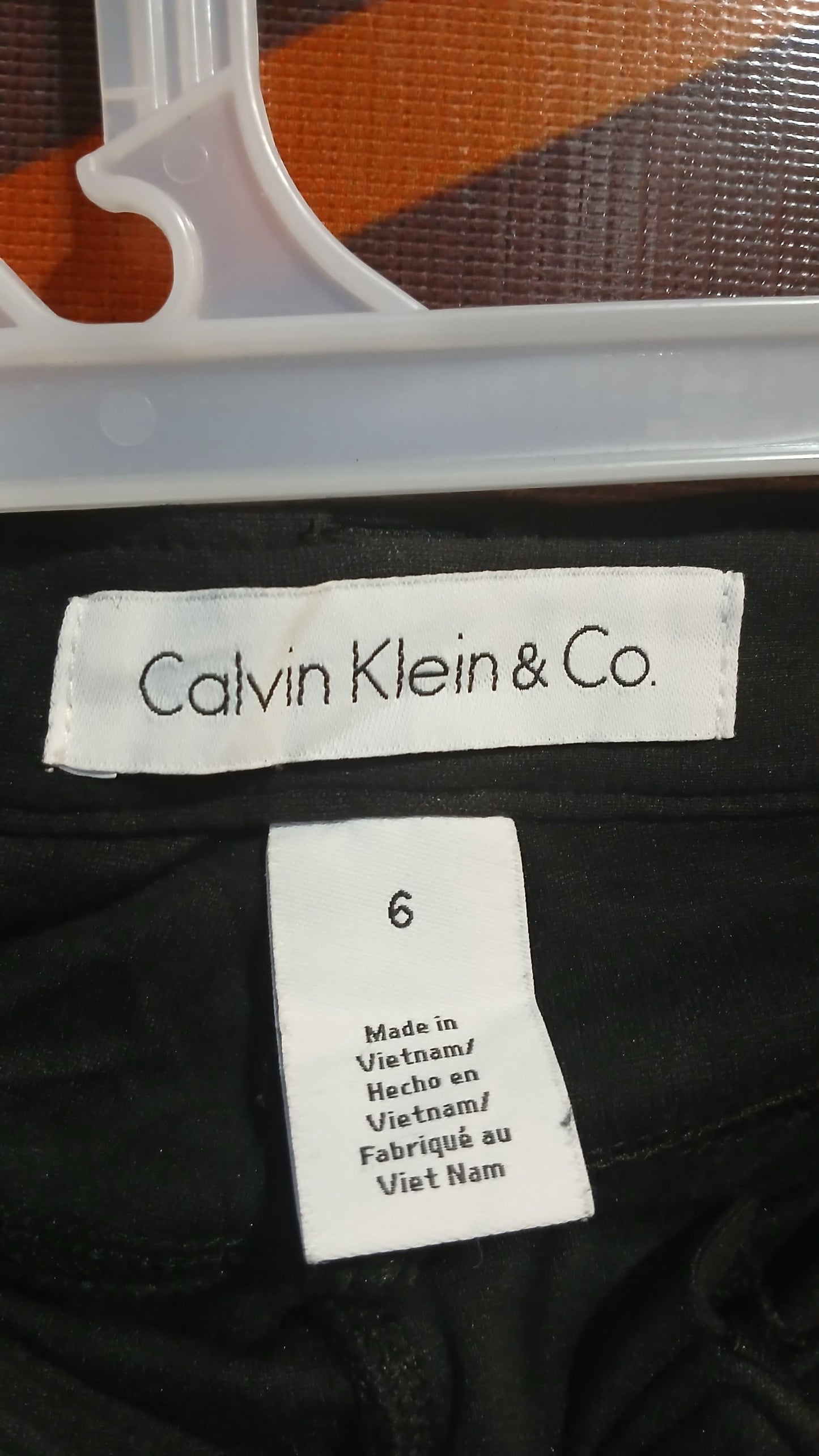 IMPORTED LADIES PANT BY CALVIN KLEIN