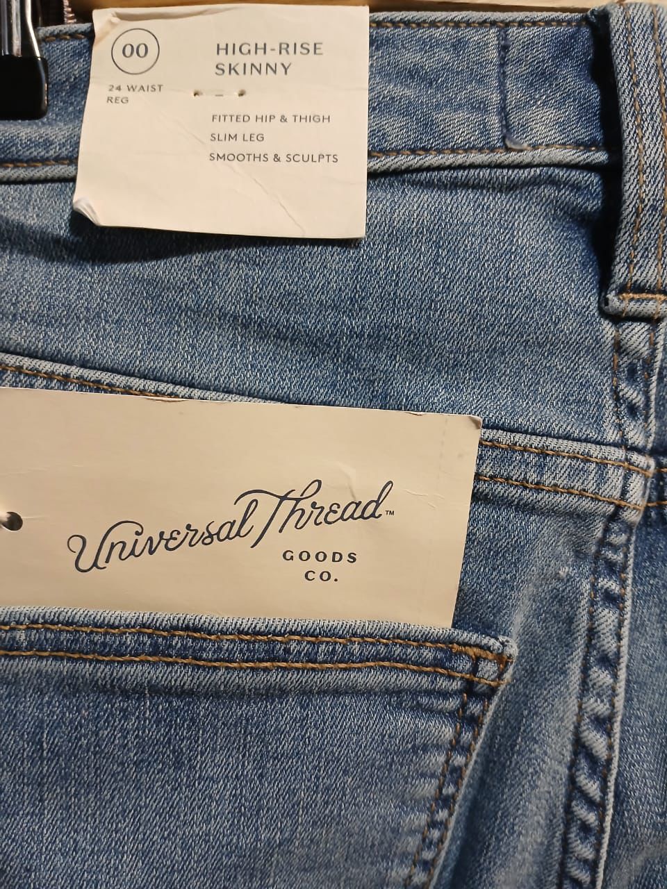 UNIVERSAL THREAD ORIGNAL BRANDED JEANS