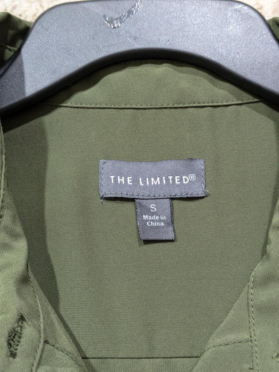 THE LIMITED SLEEVELESS TOP FOR WOMEN