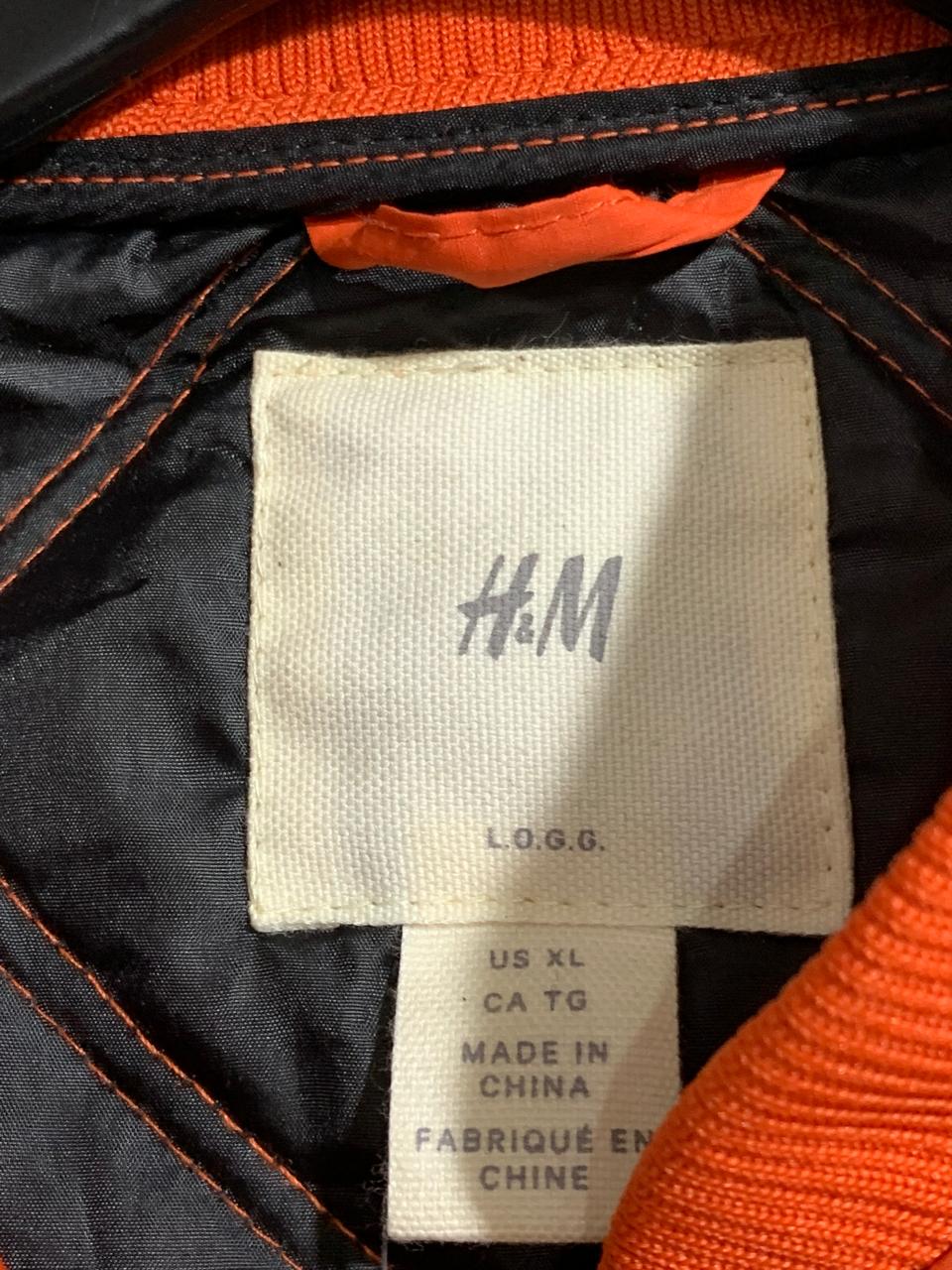 H.M SLEEVELESS JACKET FOR MEN