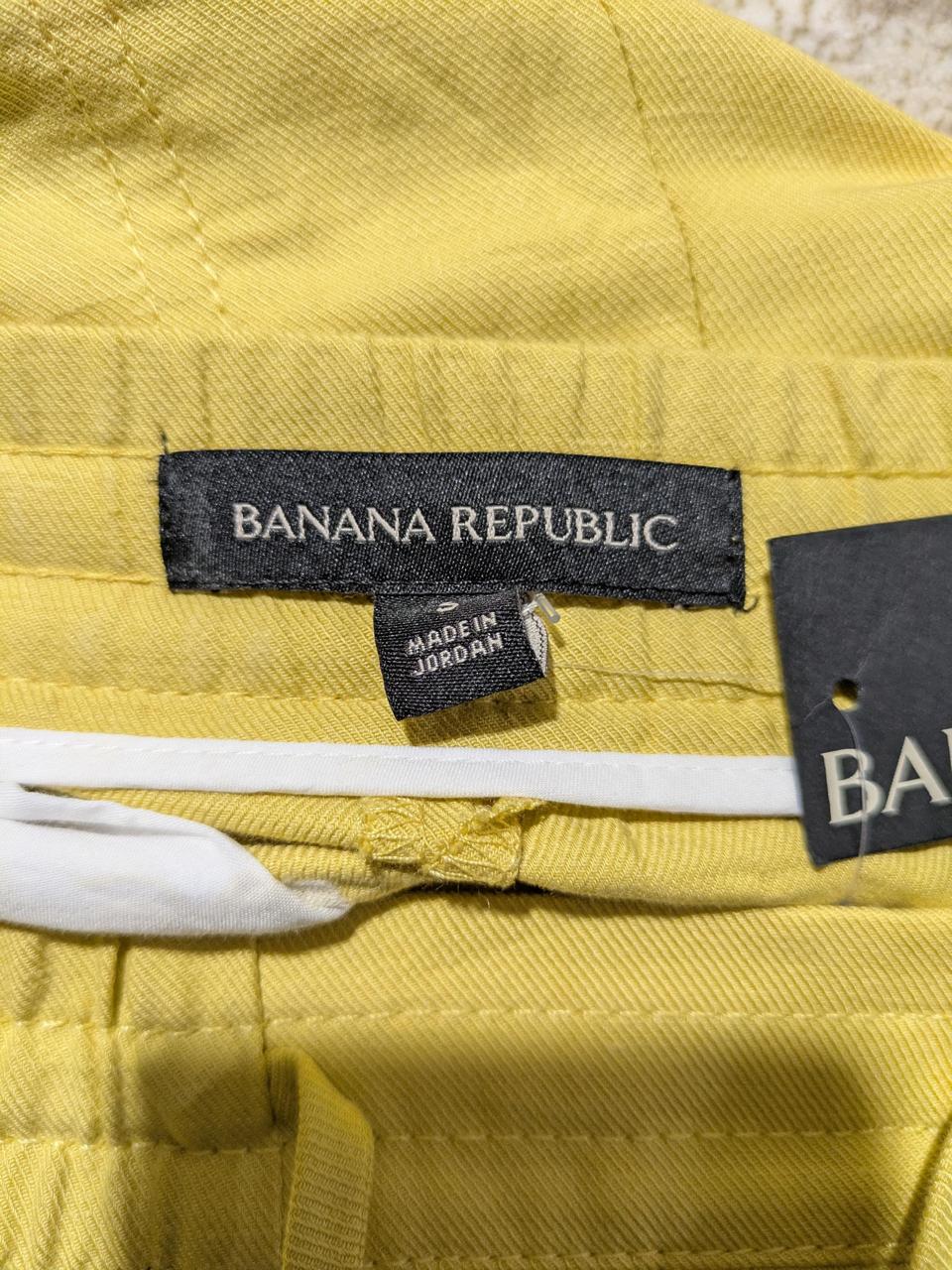 BANANA REPUBLIC SHORT FOR WOMEN