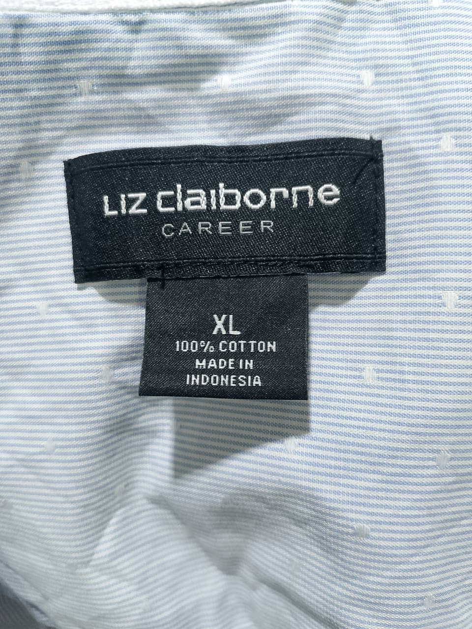 LIZ CLAIBORNE BUTTON DOWN SHIRT FOR MEN