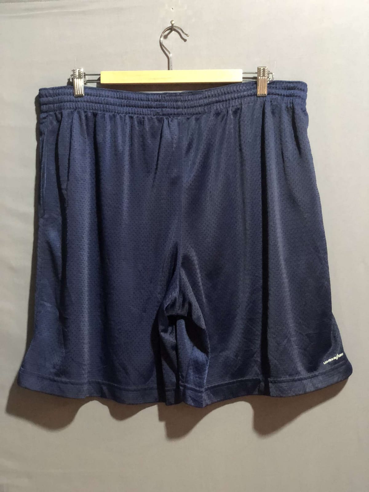 IMPORTED MEN SHORT BY NEW BALANCE