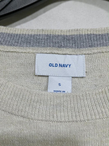 OLD NAVY SWEATER FOR WOMEN