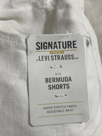 SIGNATURE GOLD BERMUDA SHORT FOR WOMEN