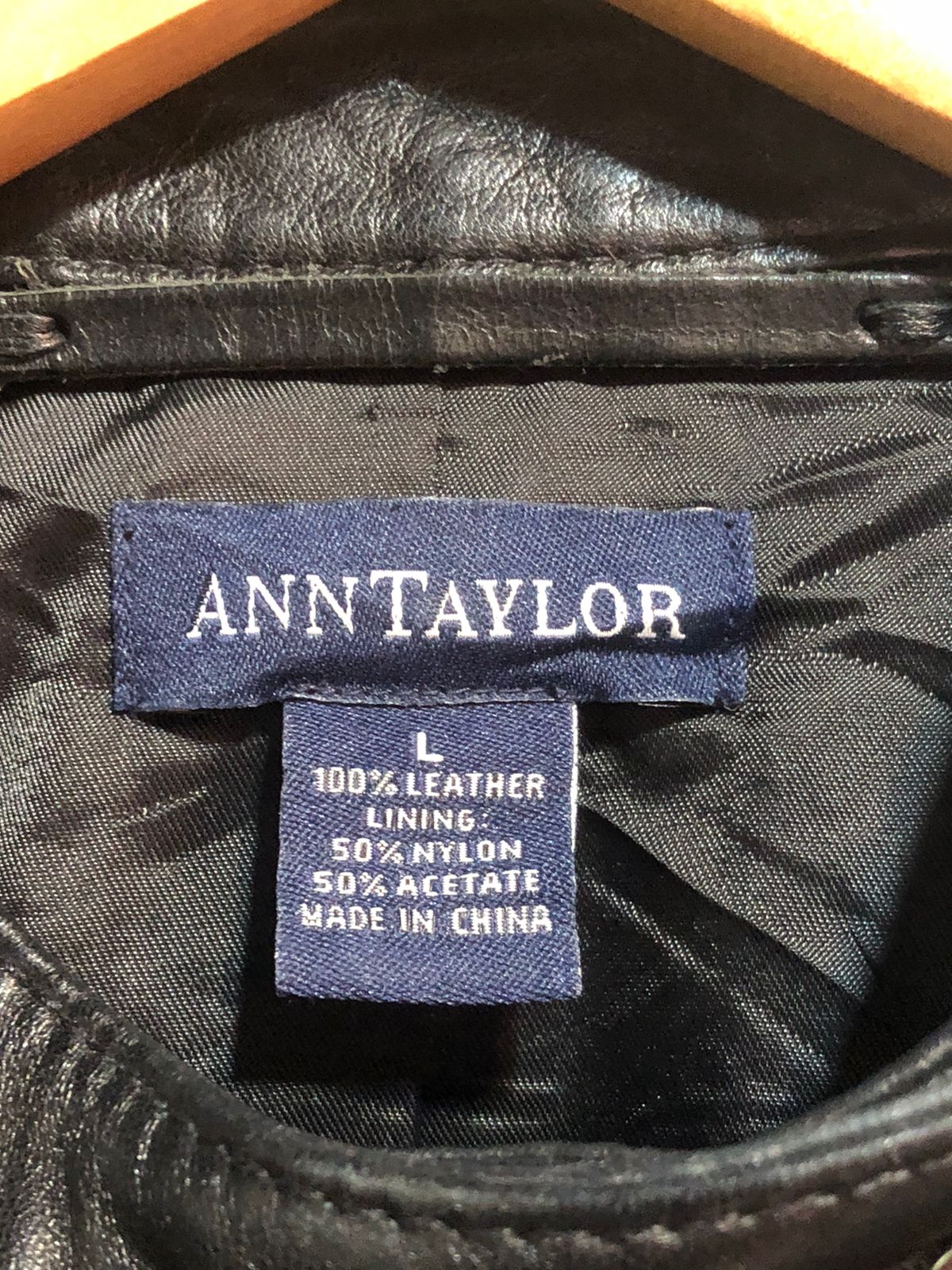 IMPORTED LADIES JACKET BY ANN TAYLOR