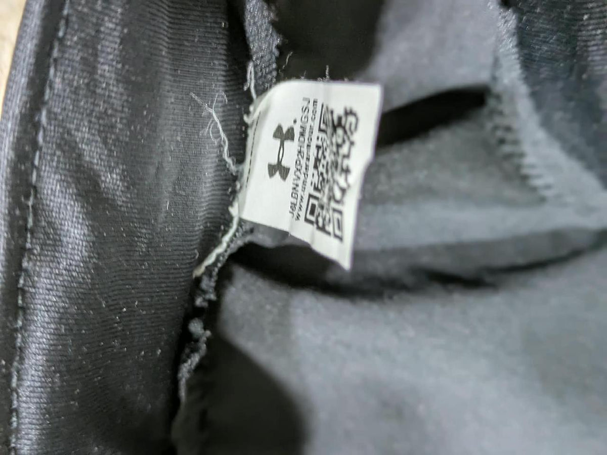 UNDER ARMOUR SEXY SHORT FOR WOMEN