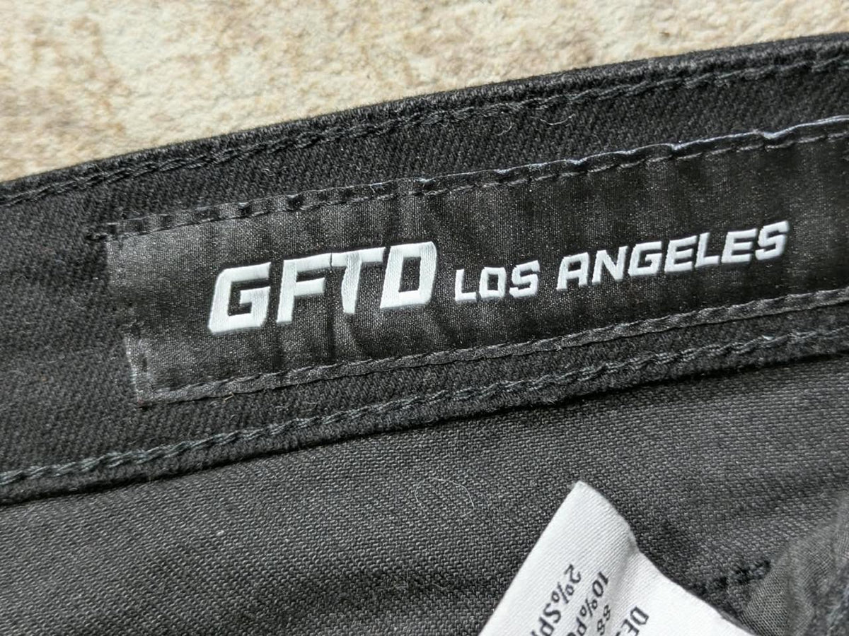 GFTD PAINTED SKULL DISTRESSED JEANS FOR MEN