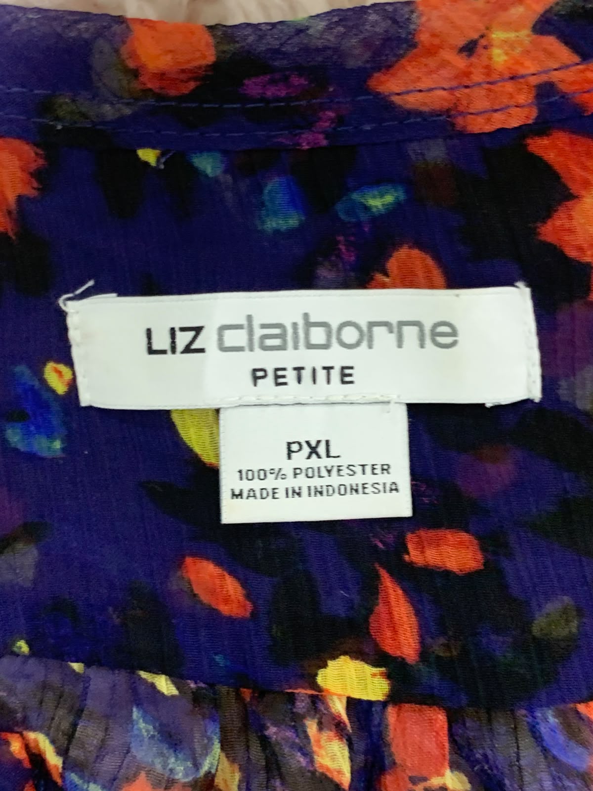 LIZ CLAIBORNE TOP FOR WOMEN