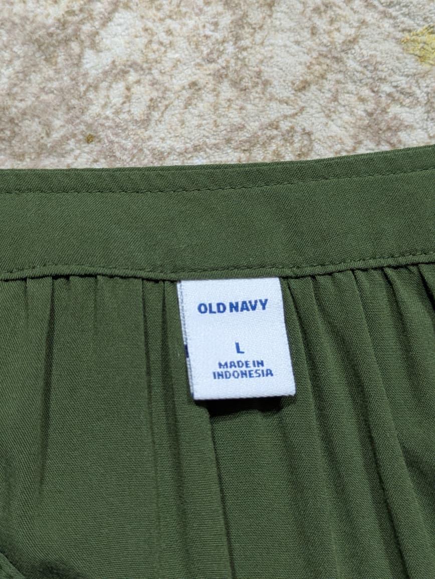 OLD NAVY TOP FOR WOMEN