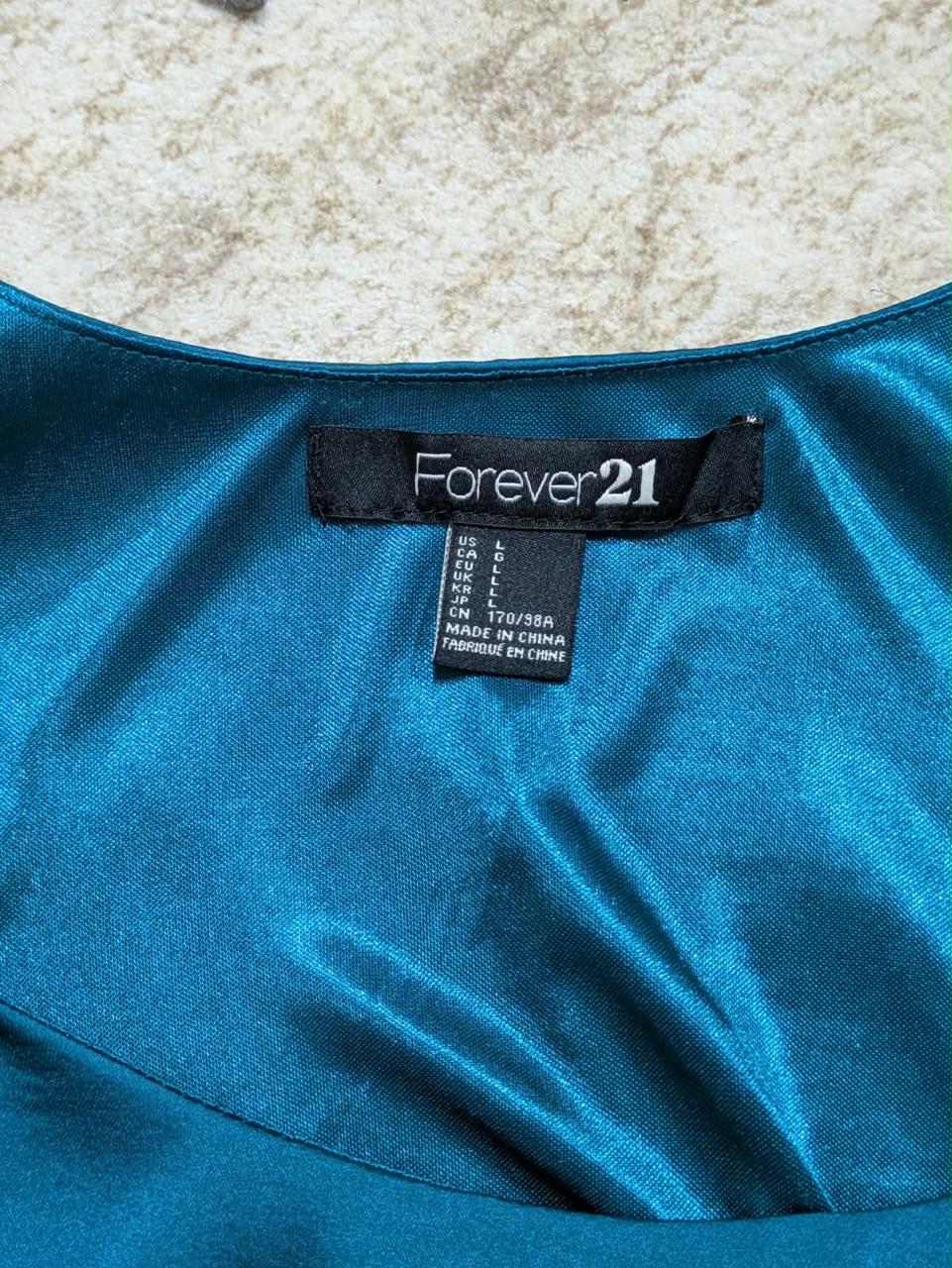 FOREVER 21 BLOUSE TOP FOR WOMEN