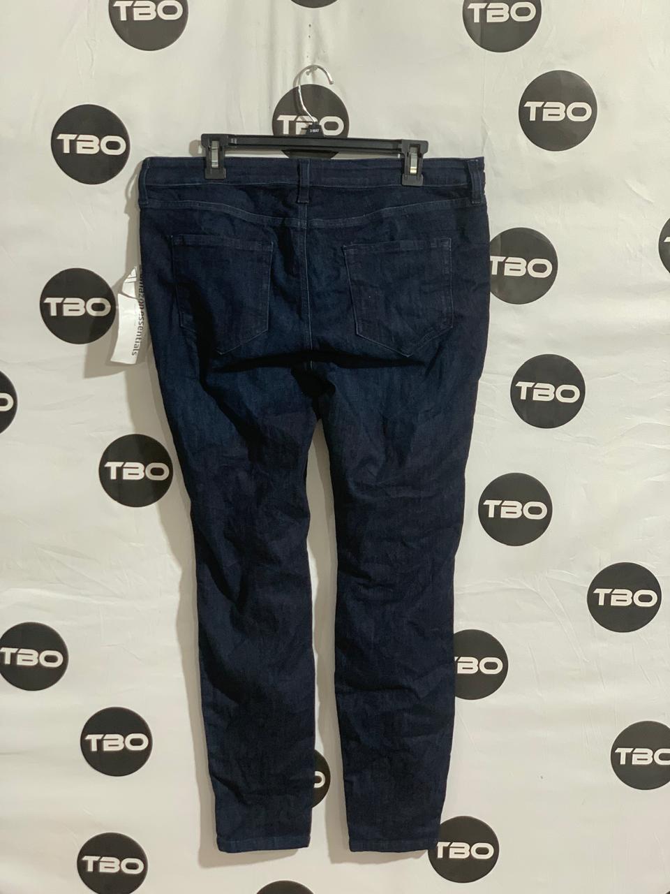AMAZON ESSENTIALS JEANS PANT FOR MEN