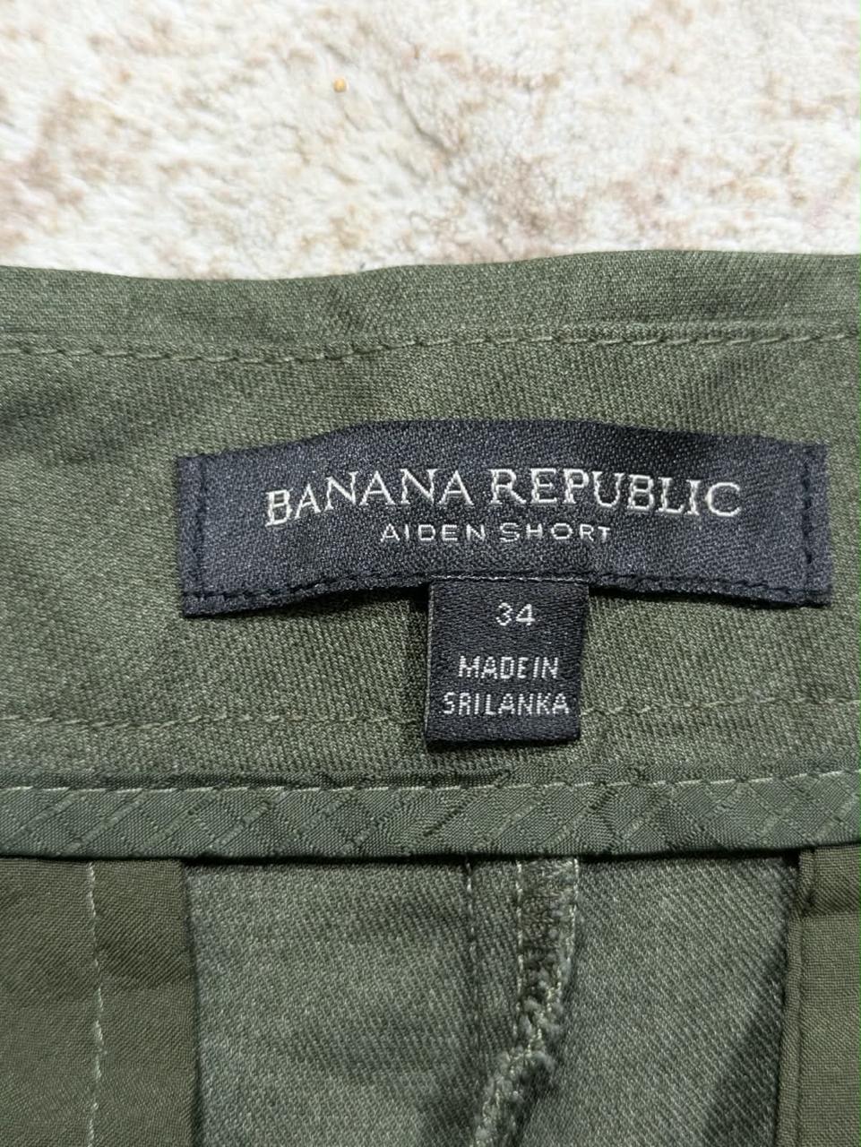 BANANA REPUBLIC SHORT FOR MEN