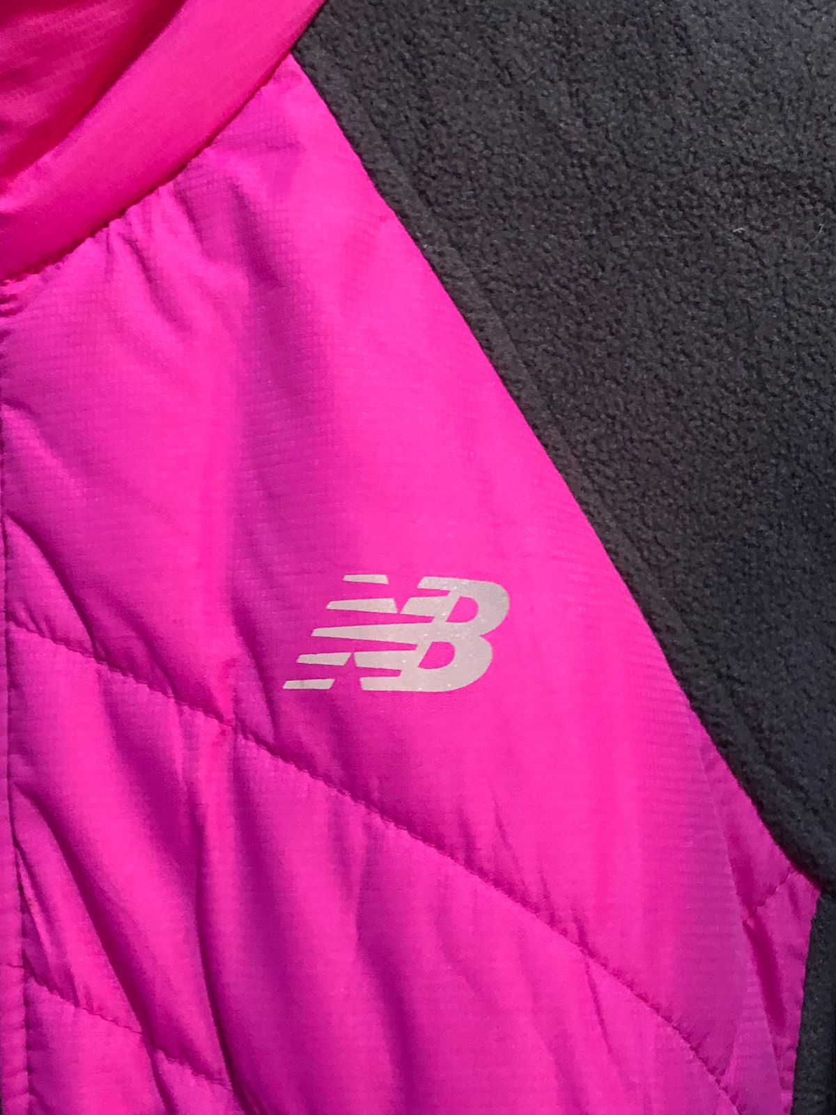 IMPORTED LADIES JACKET BY NEW BALANCE